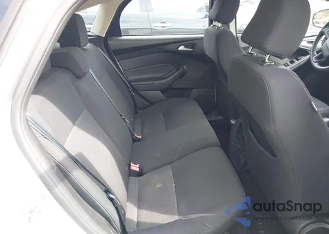 2017 Ford Focus Se z USA, uszkodzony, nr VIN 1FADP3K24HL267249